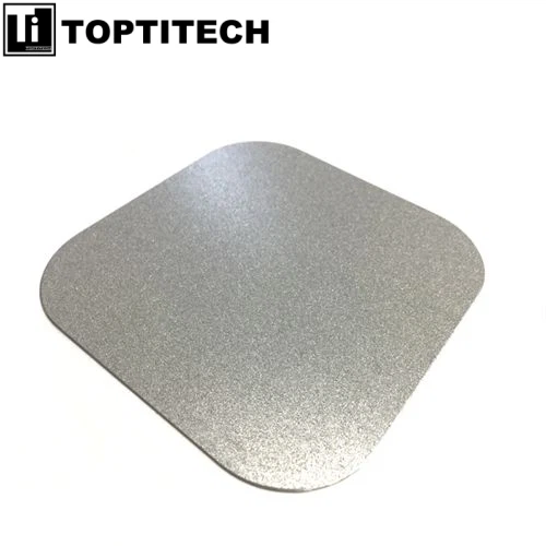 Placa de titanio porosa de 10 um con chaflanes para PEMFC